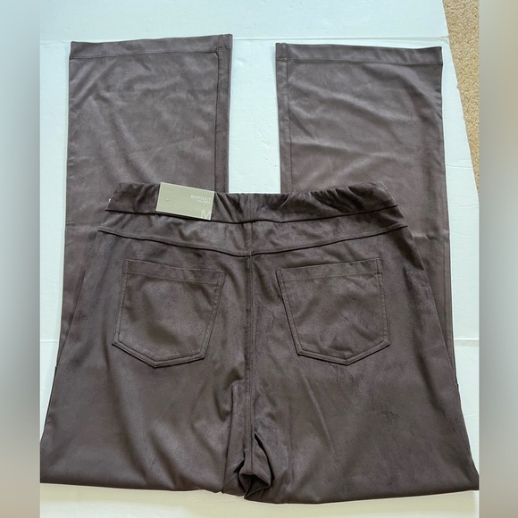 Soft Surroundings Faux Suede Pull On Pants Bootcut Full Length Size M New - Picture 2 of 10